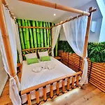 Bali Spa-4 Pers-jacuzzi-parking-jardin-clim-colmar *